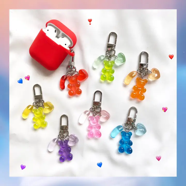 かわいいクマデザインのエアポッズ第2世代用保護ケース【キーリング付き・リアルなお菓子風】
