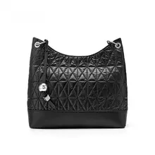 おしゃれなトートバッグ【大容量・ダイヤモンドキルティング・通勤用・ショルダーバッグ】