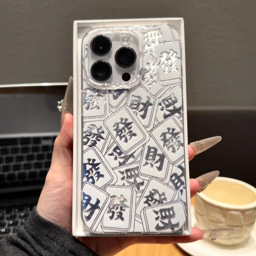 全機種対応スマートフォンケース：インスタ風デザインで保護とファッションを両立
