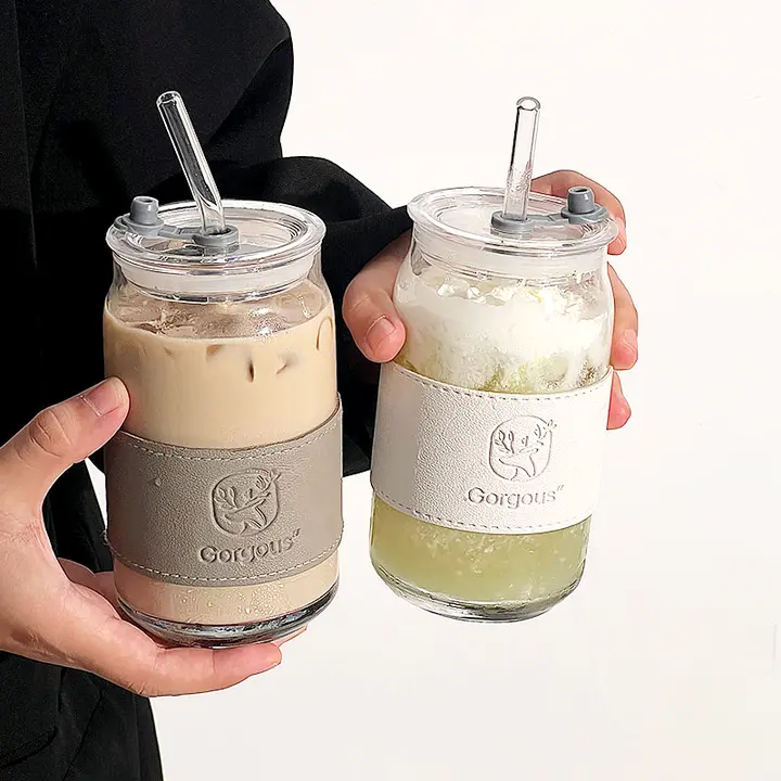 おしゃれなストロー付きガラスカップ【コーヒー・ジュース用・蓋付き】