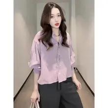 紫色の短袖シャツ【デザイン性・ゆったりしたフィット感・女性用】