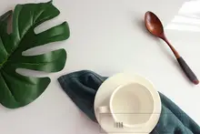 シンプルなデザインの偽の植物トロピカルココナッツの葉【フォトプロップス用・インテリア装飾】