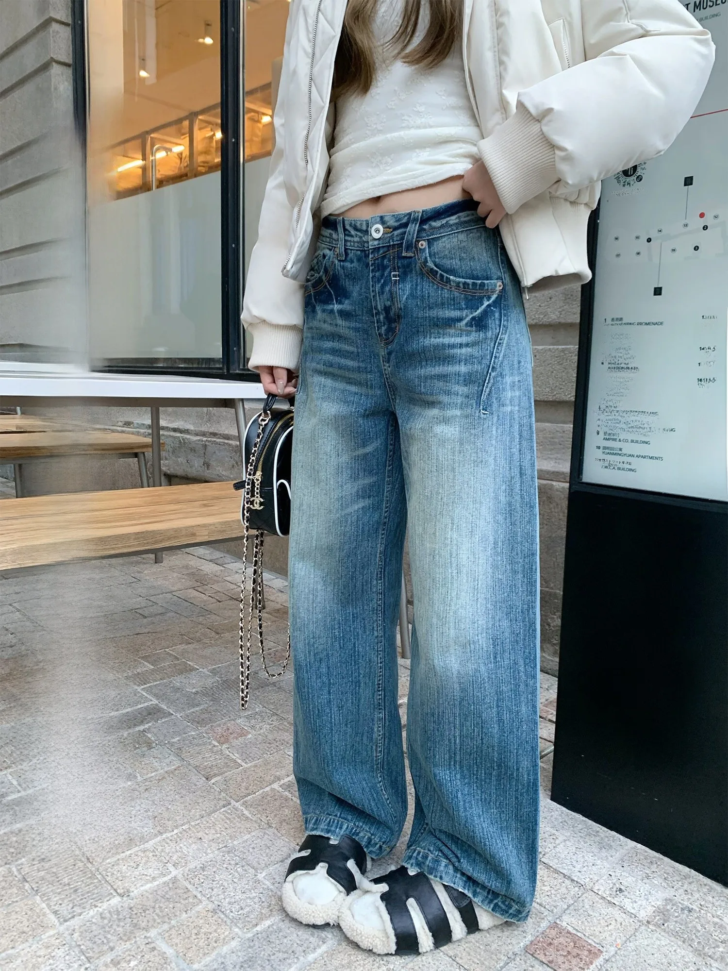 レトロデザインのデニムパンツ：ワイドレッグ・フィット・ブルーの実用性とサイズ対応