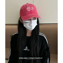 刺繍入りカートゥーンキャットの野球帽【春用・女性用・カジュアルデザイン】