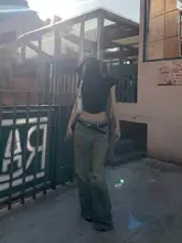 ハンド加工によるダメージデザインのデニムパンツ【ストレート・カジュアル・春用】