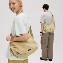 大容量通勤用ショルダーバッグ【カジュアル・ユニセックス】