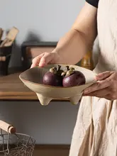 和風レトロ三脚粗陶皿【ユニークデザイン・お菓子やフルーツ用・クリエイティブ菜皿】