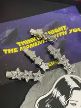 メタリック感の星型ビジュー付きヘアクリップ【おしゃれな前髪留め・カジュアルデザイン】
