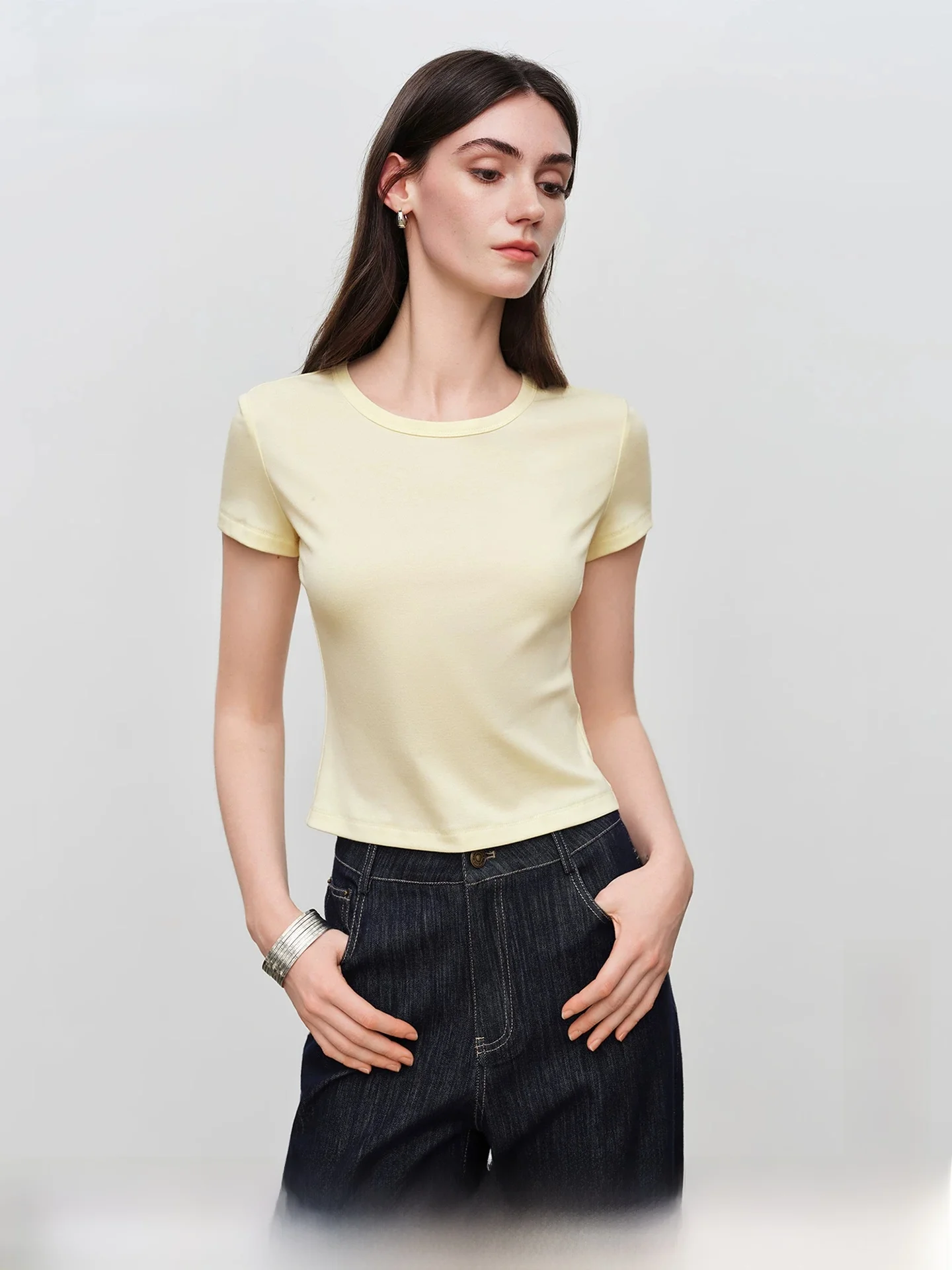 安いTシャツで失敗しない選び方は？抗菌機能とシンプルさが融合した1本が今注目