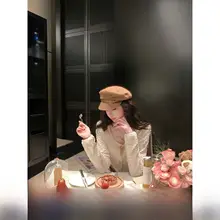 華やかなラメベロアの短丈ジャケット【秋冬用・女性用・上品デザイン】