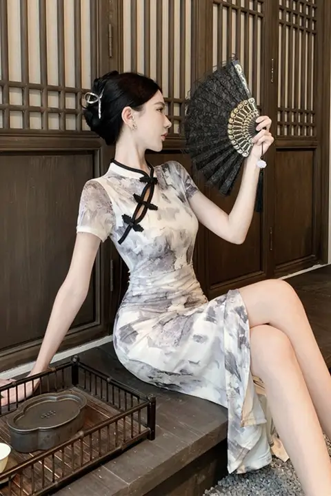 夏用国風スタイルの改良型チャイナドレス【短袖・開襟・フィット感】