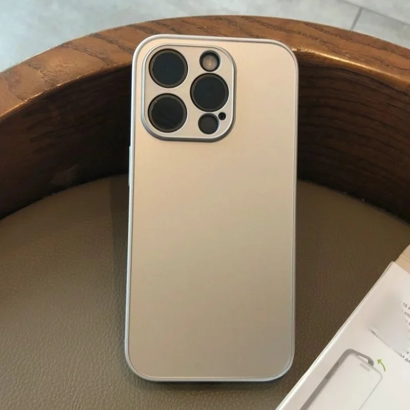スマホの指紋が気になるなら、これで解決できる？ナノマット指紋防止ケースの本当の価値とは