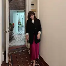 洗練されたデザイン！高腰サテン仕立ての紫色ロングスカート【夏用・女性用】