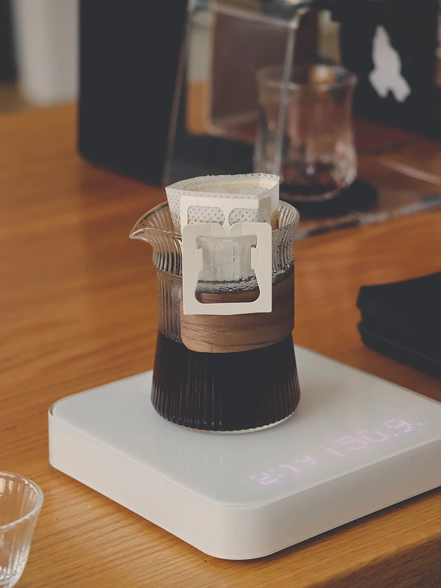 ドリップコーヒーをもっと深く味わうには、どんなカップがおすすめ？