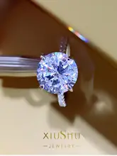 華やかな輝きのラウンドダイヤモンドリング【シンプル・フルセット・結婚祝いに最適】