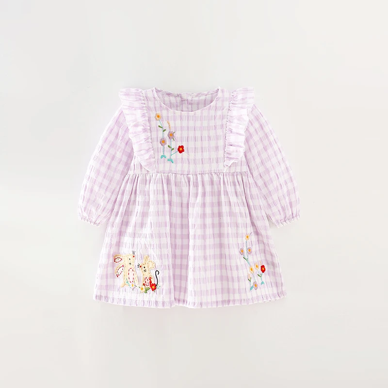 1歳の女の子にぴったりな服は？チェック柄の長袖ワンピースが今、注目されている理由