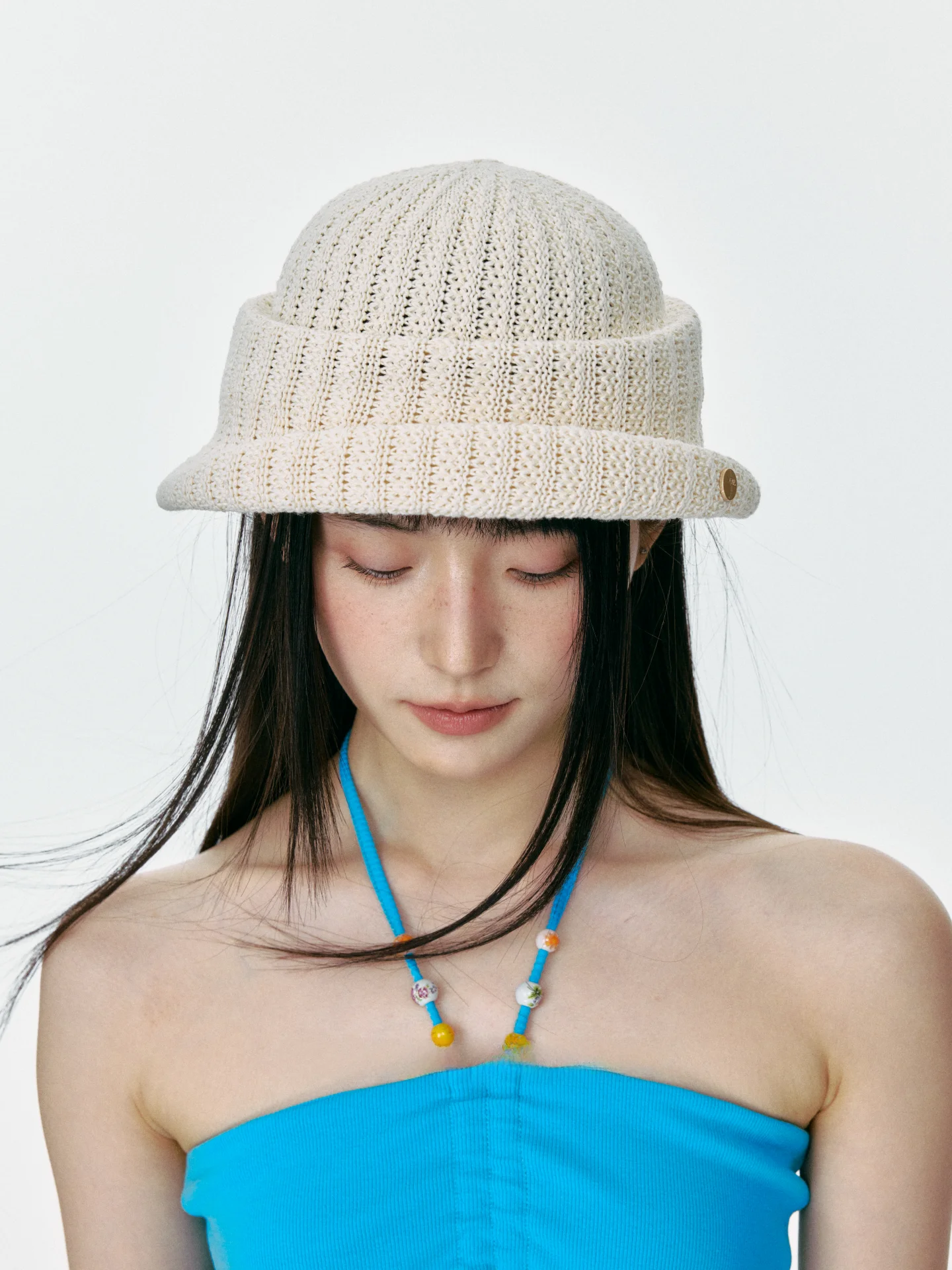 優雅な通気性ニット帽子：春夏用のファッションと日除け機能を両立