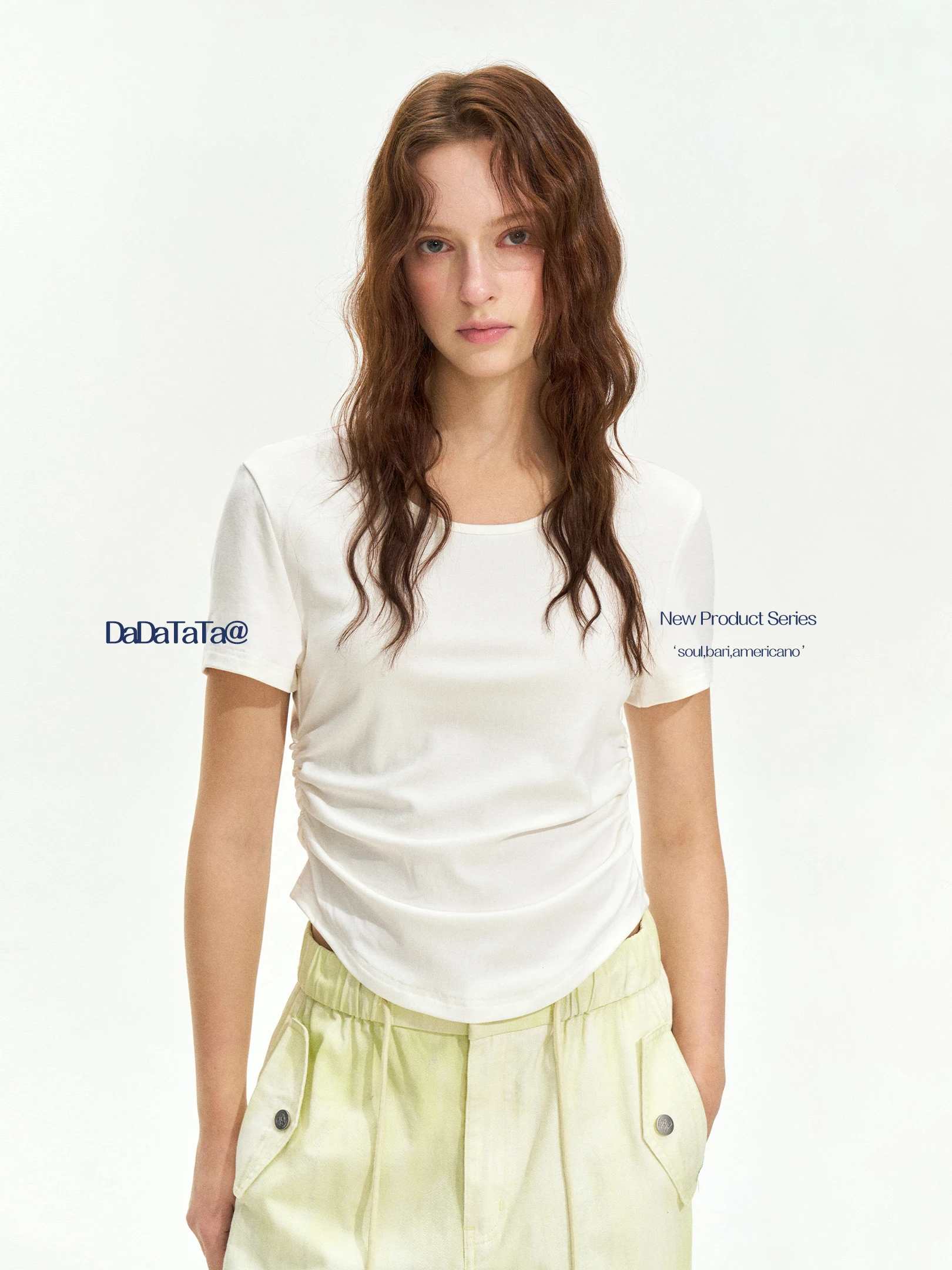 100サイズの女性にぴったりなTシャツは？デザイン背面  レース入り半袖Tシャツが解決する理由