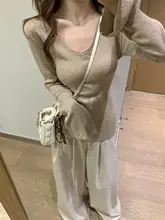 美しいVネックフレアスリーブTシャツ【秋用・ニット・レディース・長袖】