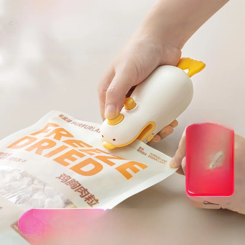 多機能で生活をシンプルにできる？onlycookのミニポータブルフードシーラーが解決する、日々の食品管理の悩み