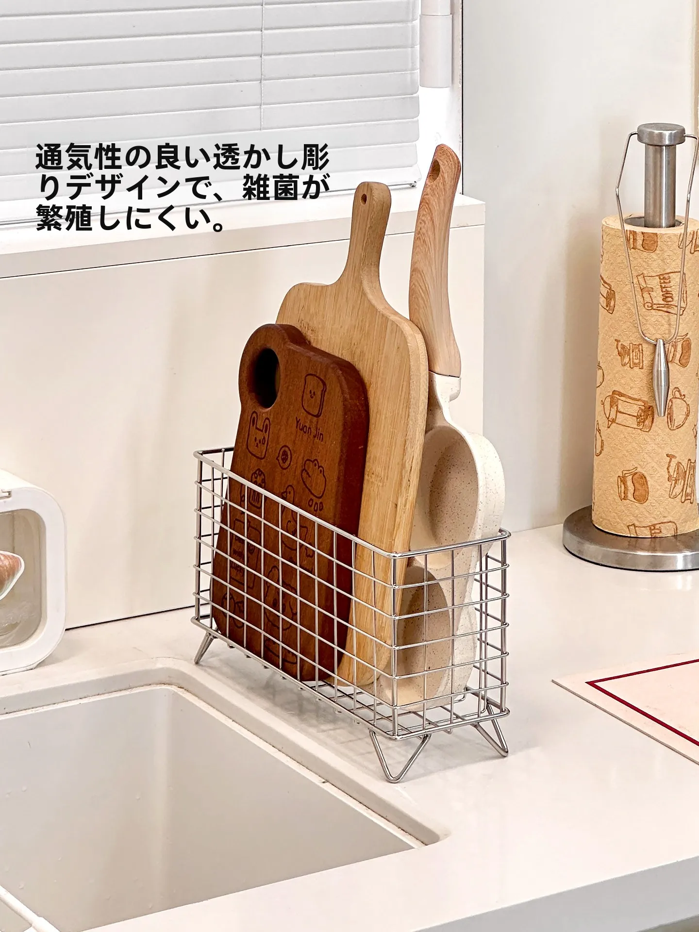 ステンレス製調理器具収納ラック：キャンプキッチン用品収納の効率性と耐久性を実証
