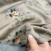 透かし模様のシルク製ドレス【新中式・極上の柔らかさ・紅色】（セットアップ対応）