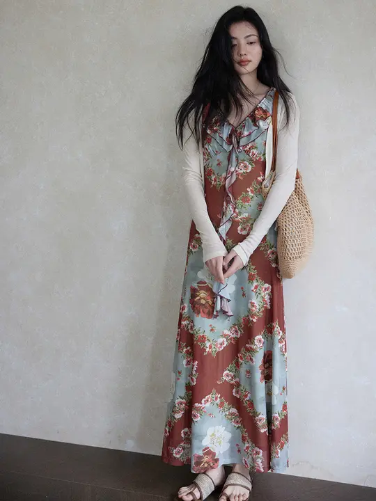 フレンチスタイルのビンテージ油絵プリントロングスカート【レイヤードフリル・エレガントデザイン・夏用】