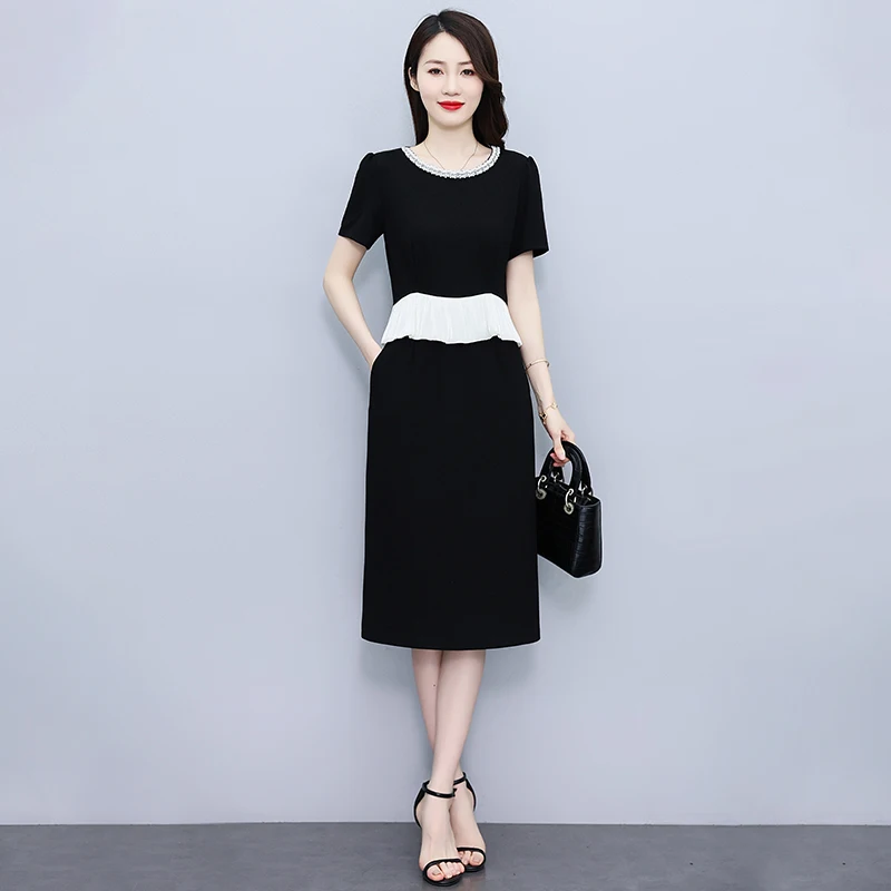 大人可愛い服 40代コーデ 完全ガイド｜体型カバーと洗練されたデザインの選び方