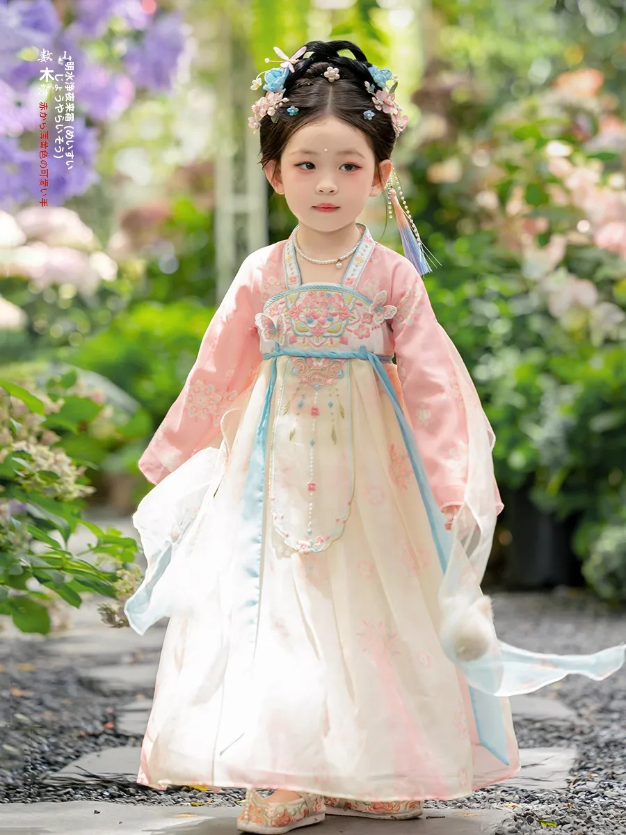 法事の夏に着せる子供の服は、どう選ぶ？国風の唐装ドレスがもたらす「心の安らぎ」