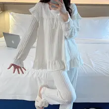 長袖長ズボンのキャジュアルなプリンセス風セットアップ【可愛らしいレース・コットン100%】（セットアップ対応）