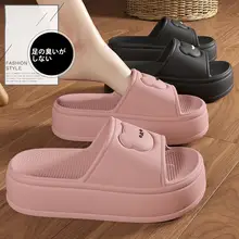 厚底女用サンダル【海辺・防滑・夏用・ファッショナブル】