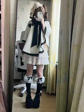 ロリータスタイル ケープコート【黒白山茶花デザイン・ウール製・秋冬用・エレガント】