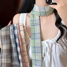 チェック柄シルクスカーフ【女性用・洗練されたデザイン・マルチユース・ヘアバンドとしても】