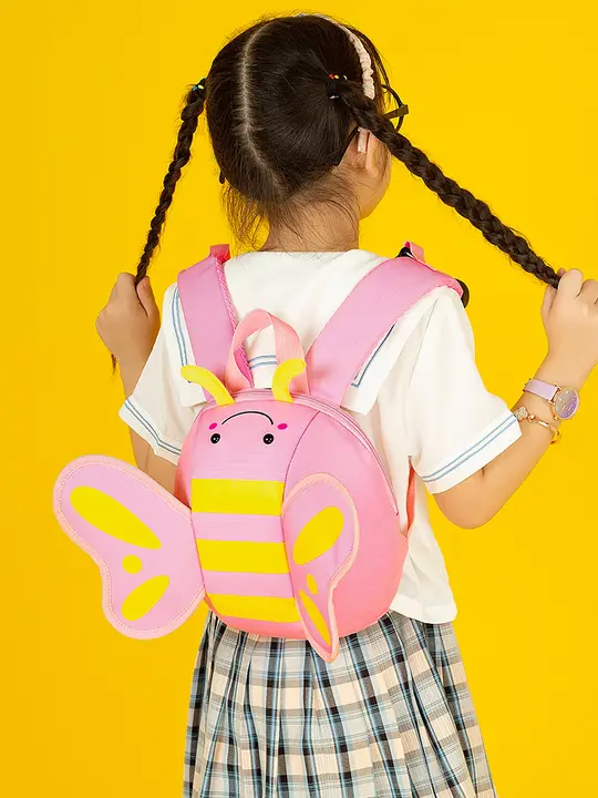 可愛い蝶デザインの幼児用リュックサック【ファッショナブル・軽量・女の子用】