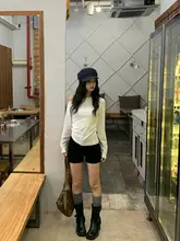 斜め肩デザインのトップス【秋用・オフショル・Tシャツ・ワイドパンツ・セットアップ対応】
