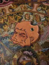 大きな頭のキーホルダー【手作り牛革・クリエイティブデザイン・幽霊キャラクター】