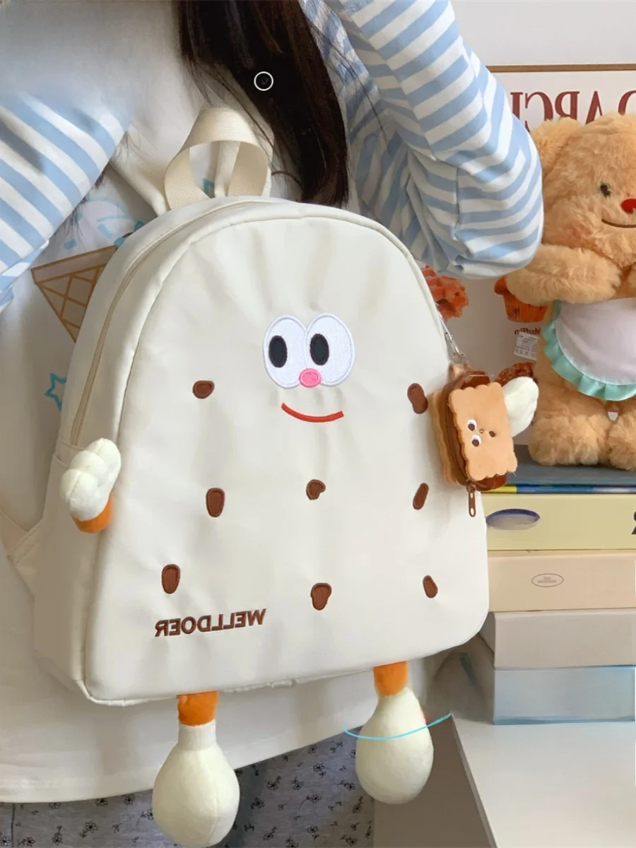 大人可愛い リュック 小さめで通勤と通学を両立できるのは、どう選ぶ？