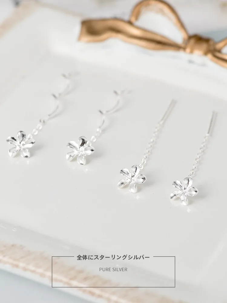 きれいめコーデにピアスをつけるなら、どんなデザインがおすすめ？