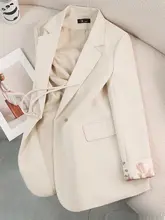 高級感ある新中式デザインの女性用ジャケット【スタイル】