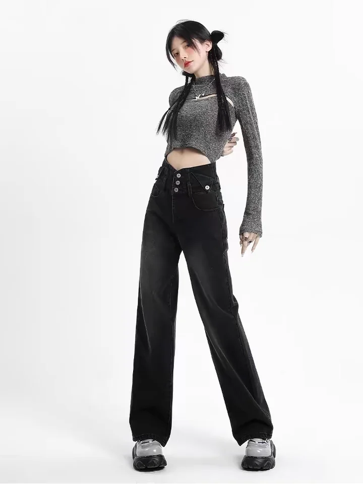 ブラックストレートデニムパンツ【レディース・梨型シルエット・ボタンデザイン・秋春用】