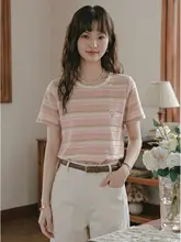 学院風ピンクストライプのショートスリーブTシャツ【レディース・ラウンドネック・デザイン性あり】