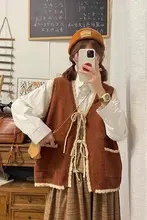 文芸的なレトロデザインのニットカーディガンと長袖シャツ【秋冬用・重ね着スタイル】（セットアップ対応）
