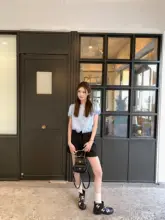 花柄レース付き短裙と泡泡袖トップスのコーディネート（セットアップ対応）