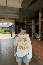 快適な夏のコーデに最適！長袖UVカットトップス【ホワイト・フレンチスタイル】