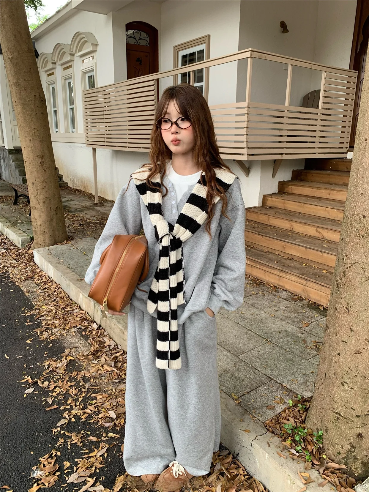 パーカー 制服 とは？厳選3選で通学・通勤・日常に合うスタイルを発見する
