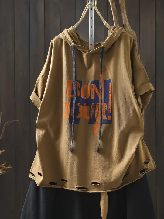 独特なデザインのカジュアルTシャツ【カーキ・フード付き・ドローストリング・裾破れデザイン】