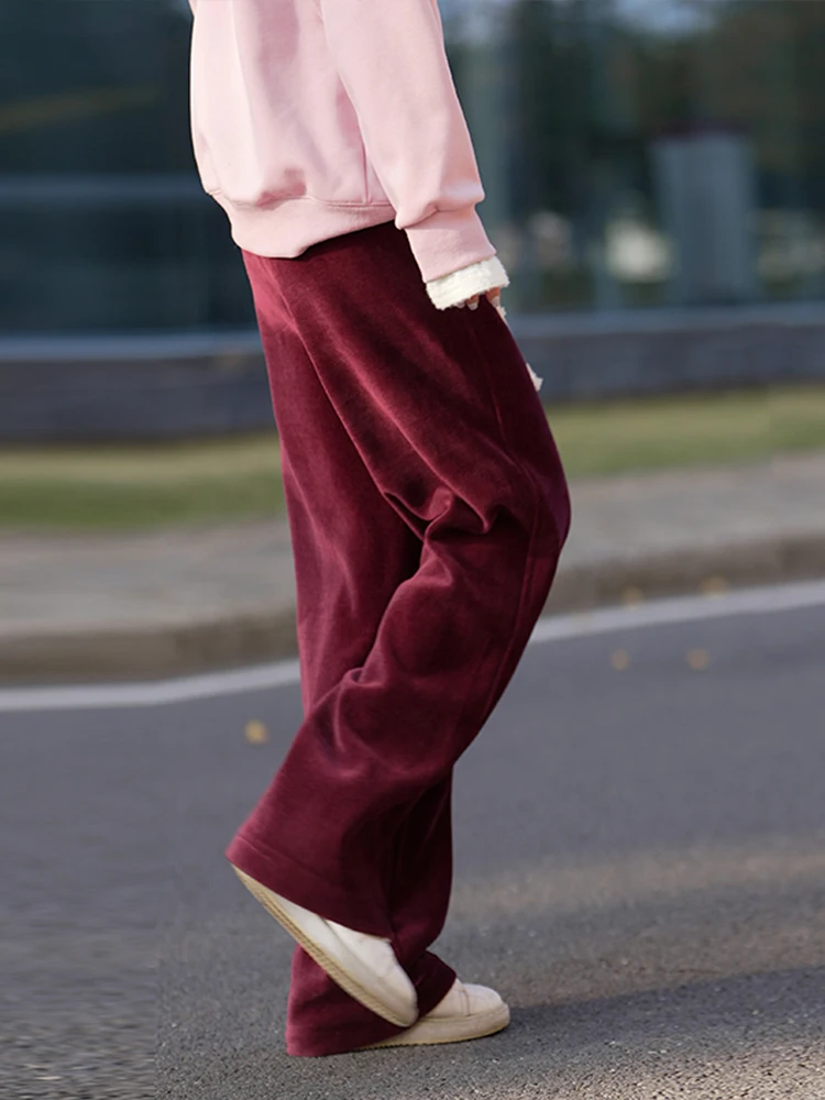 シルエットが綺麗なパンツ レディースは、どんな色とスタイルがおすすめ？