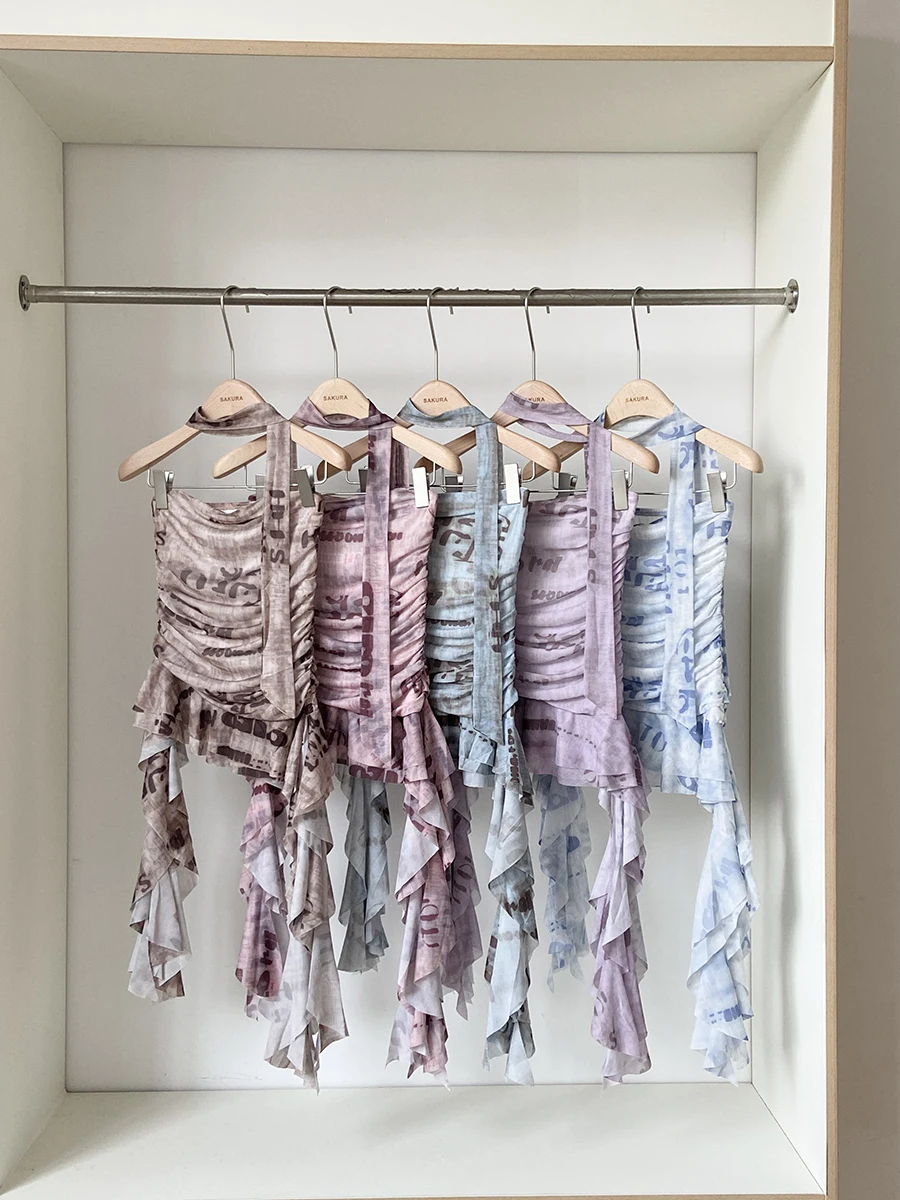フリル付きタイダイメッシュキャミソール：夏用オフショルダーの通勤風スタイルとは