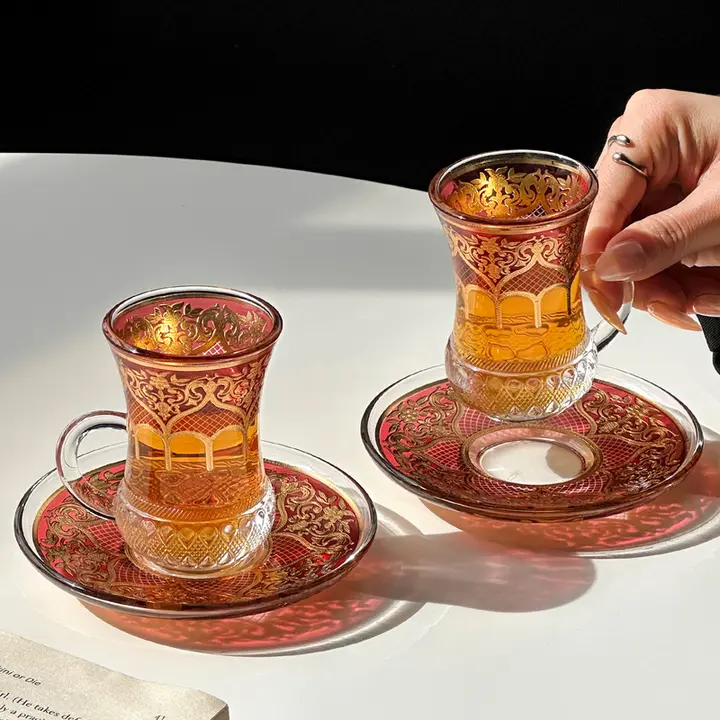 復古トルココーヒーカップ【ロマンティックな異国情緒・紅茶・アフタヌーンティー用・花茶カップ＆ソーサーギフトボックス】