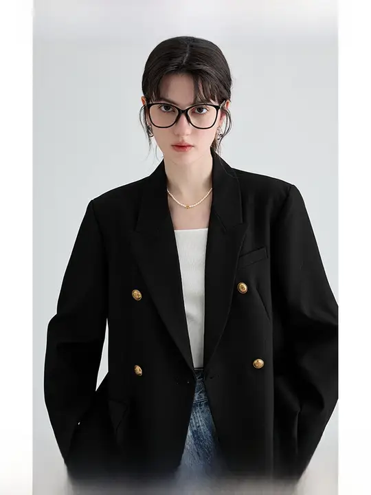 エレガントなデザインの大きめサイズ用西洋風ジャケット【通勤・カジュアル・女性用】（セットアップ対応）